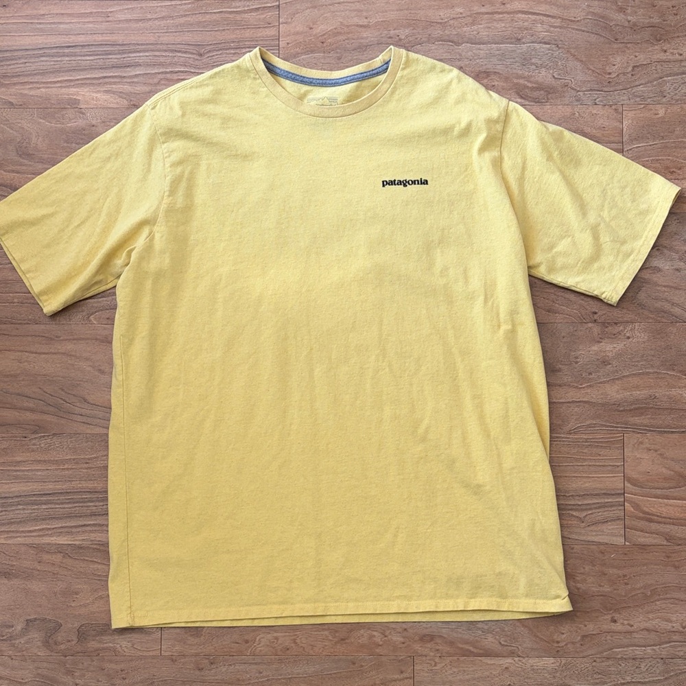 Patagonia Men's Bright Yellow Short Sleeve Responsibili-tee Size XXL